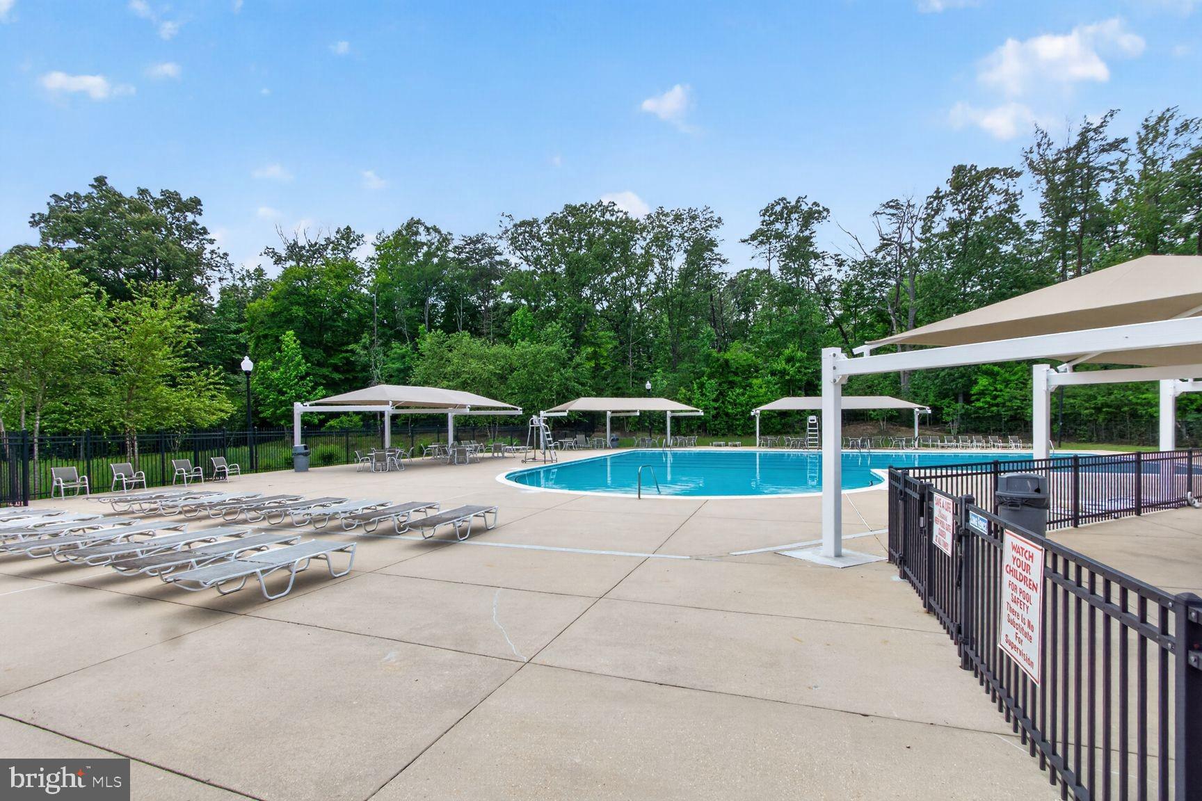 ST. CHARLES, GLENEAGLES SOUTH - Residential