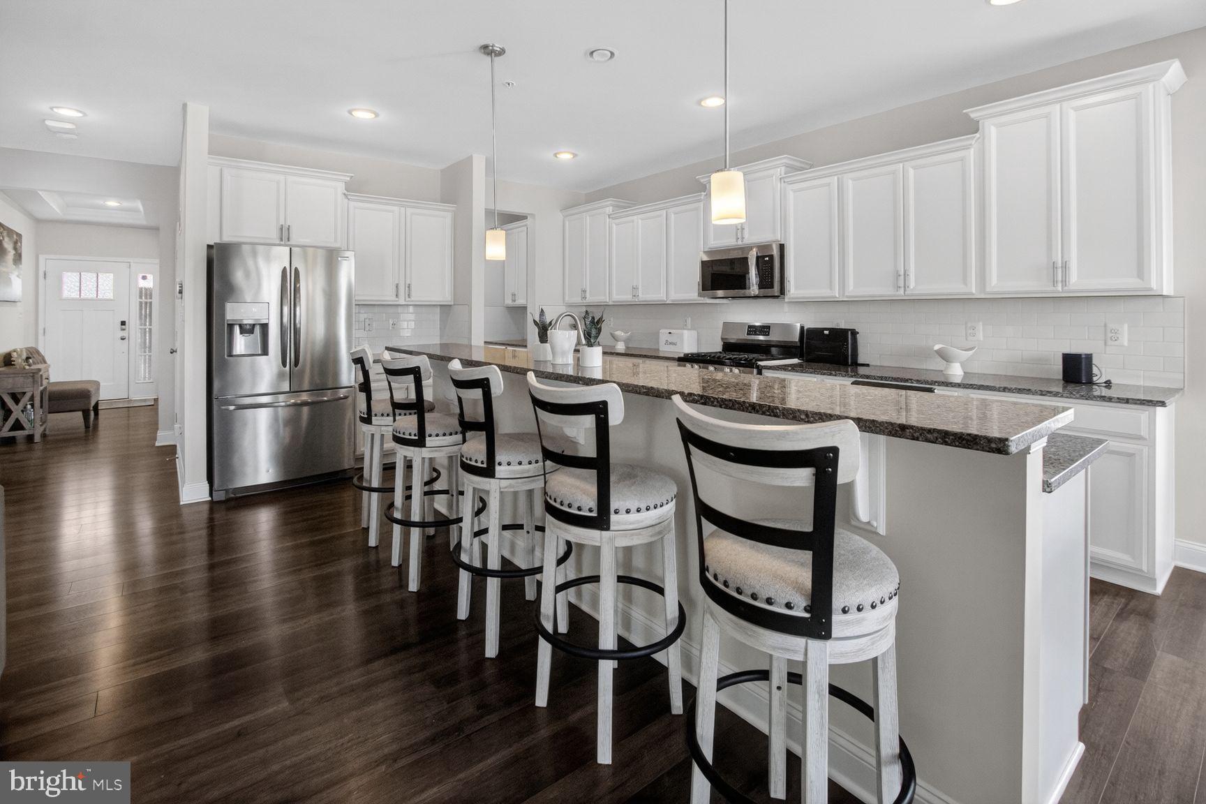 ST. CHARLES, GLENEAGLES SOUTH - Residential