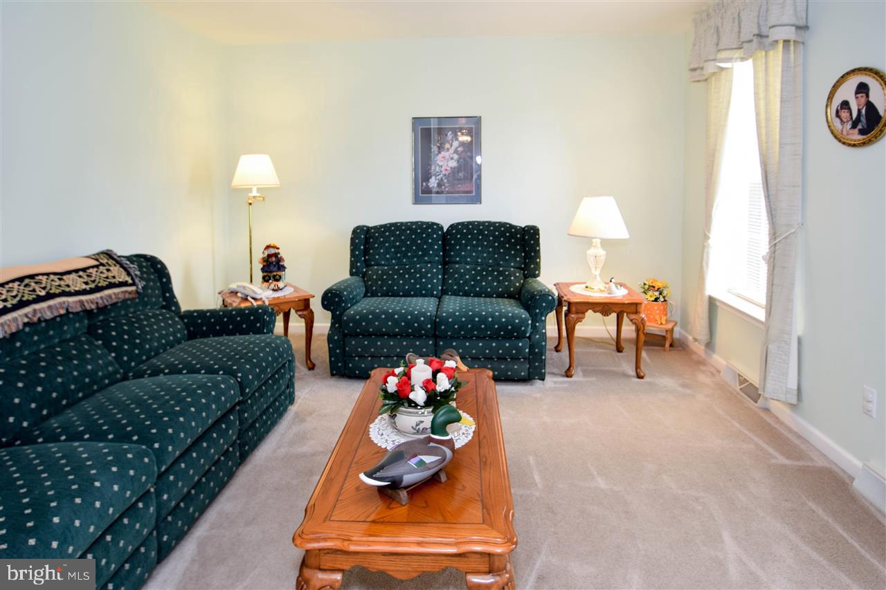 STEWARTSTOWN STATION - Residential