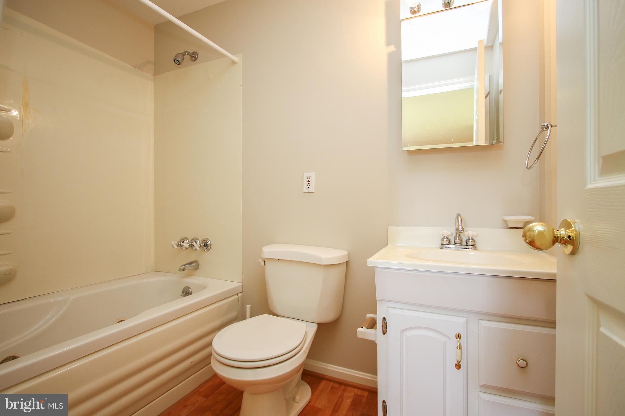 ORCHARD HILLS - Residential