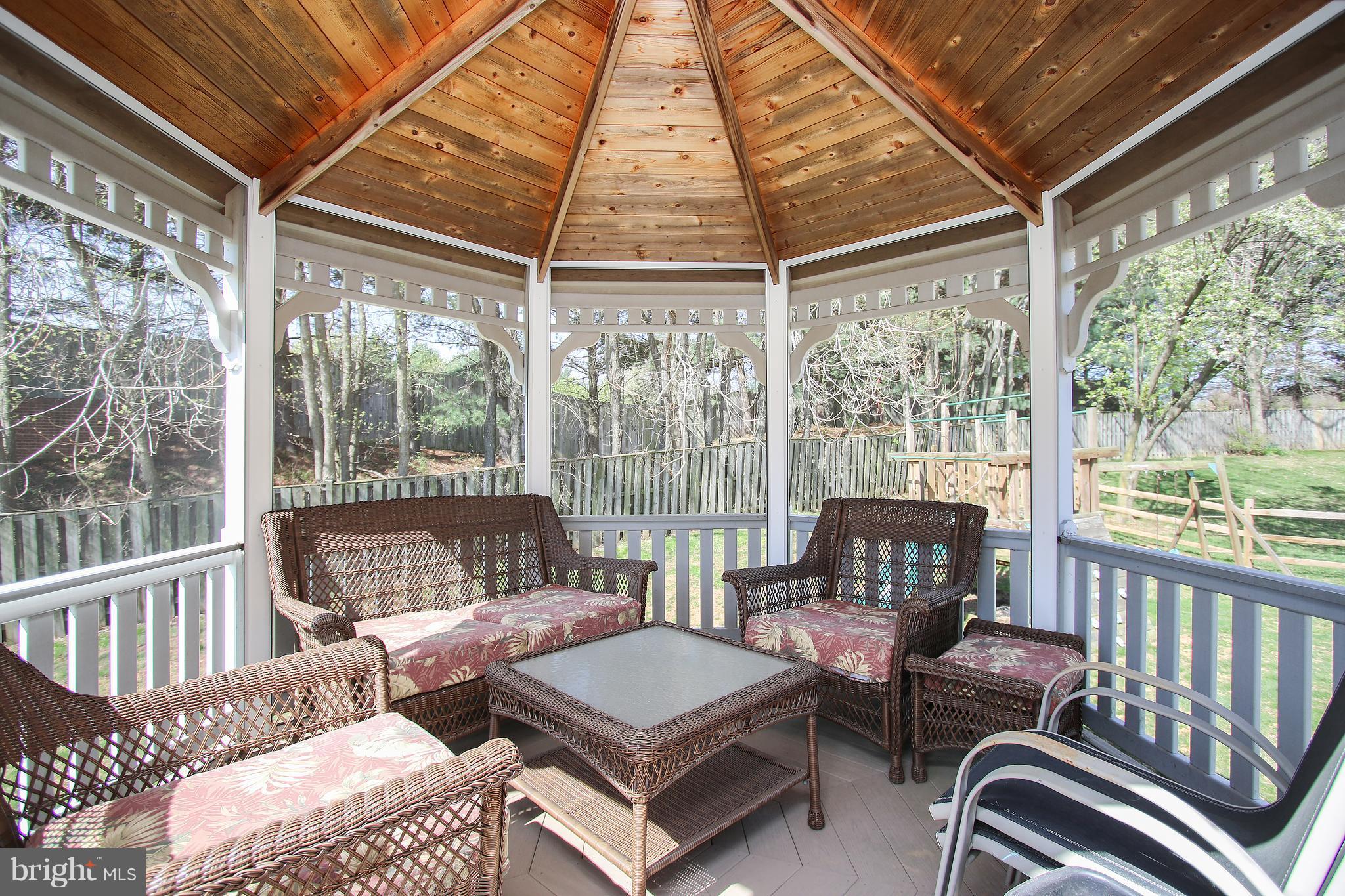 ORCHARD HILLS - Residential