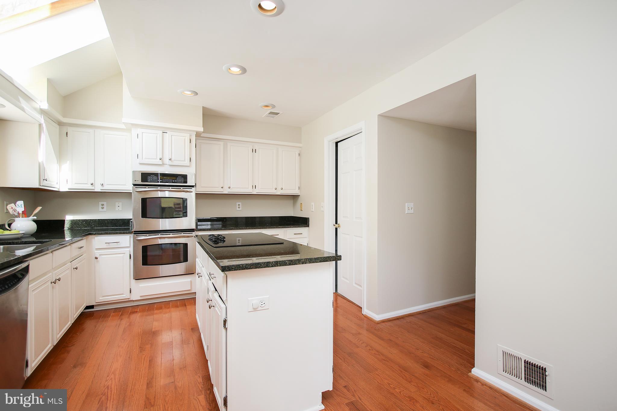 ORCHARD HILLS - Residential