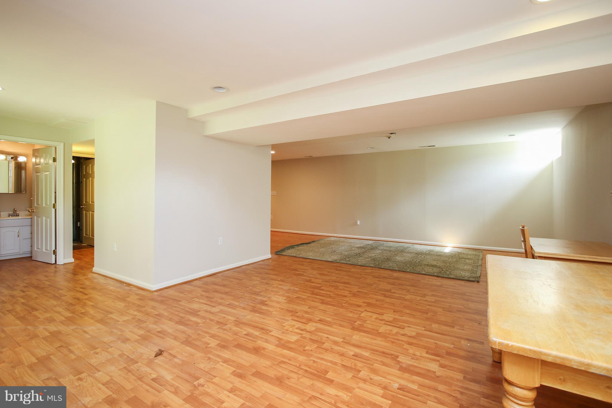 ORCHARD HILLS - Residential