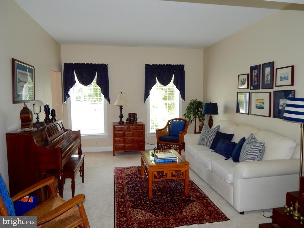 SOUTHGATE - Residential