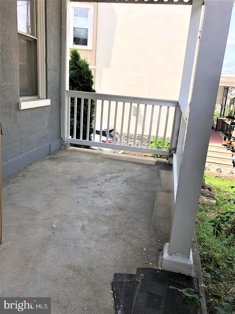 MANAYUNK - Residential Lease