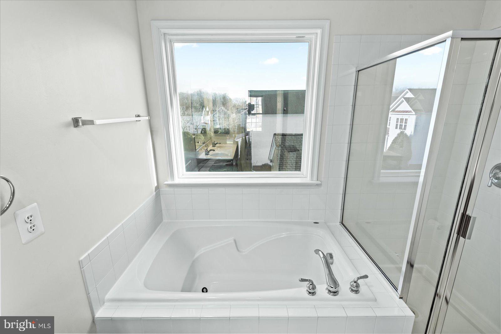 LADYSMITH VILLAGE - Residential