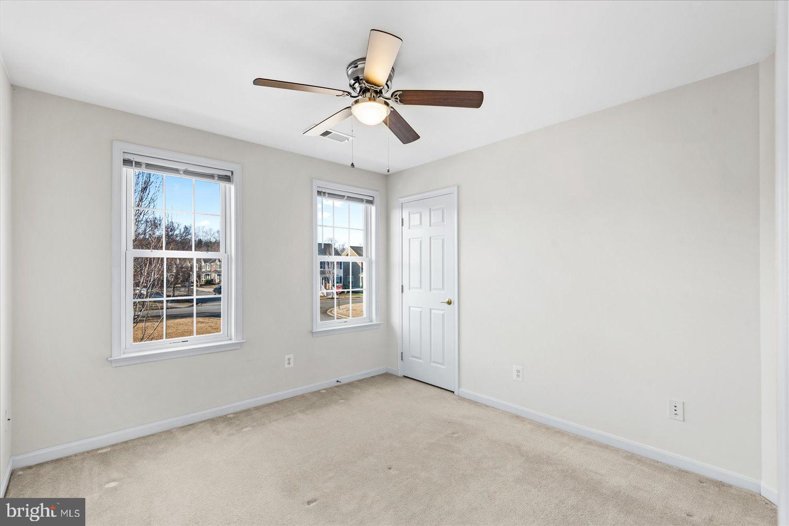 LADYSMITH VILLAGE - Residential