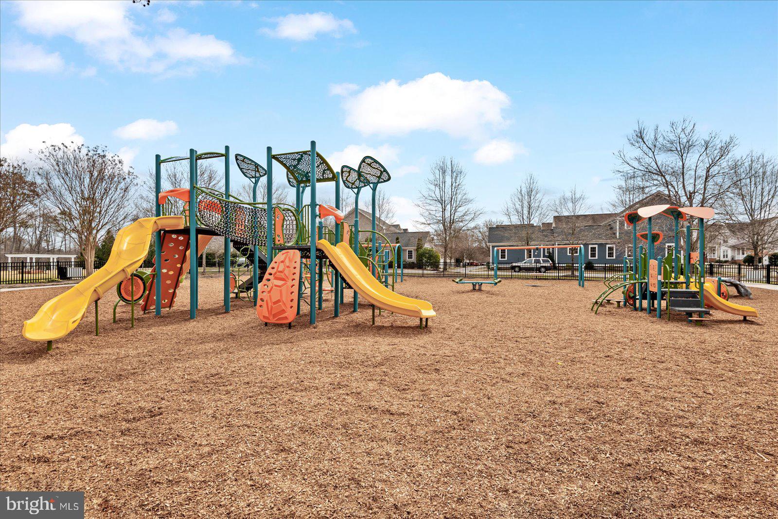 LADYSMITH VILLAGE - Residential