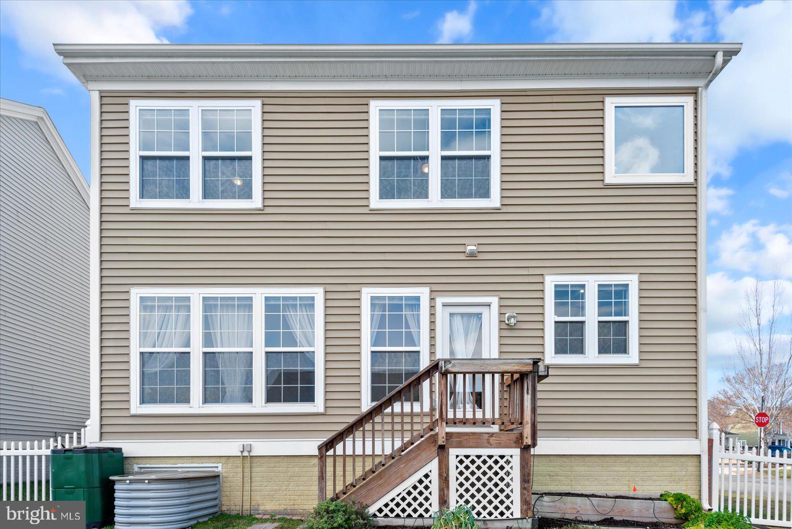 LADYSMITH VILLAGE - Residential