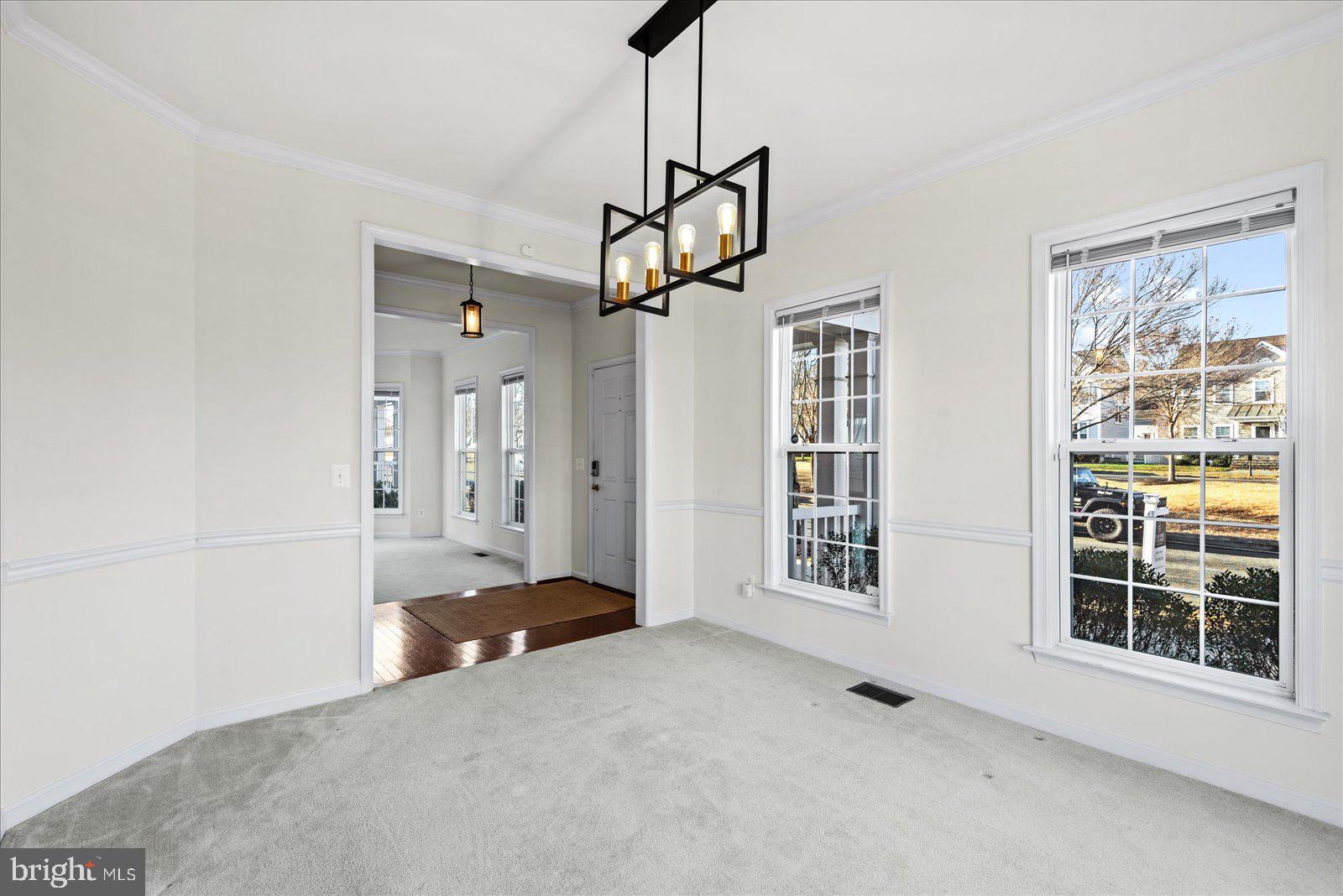 LADYSMITH VILLAGE - Residential