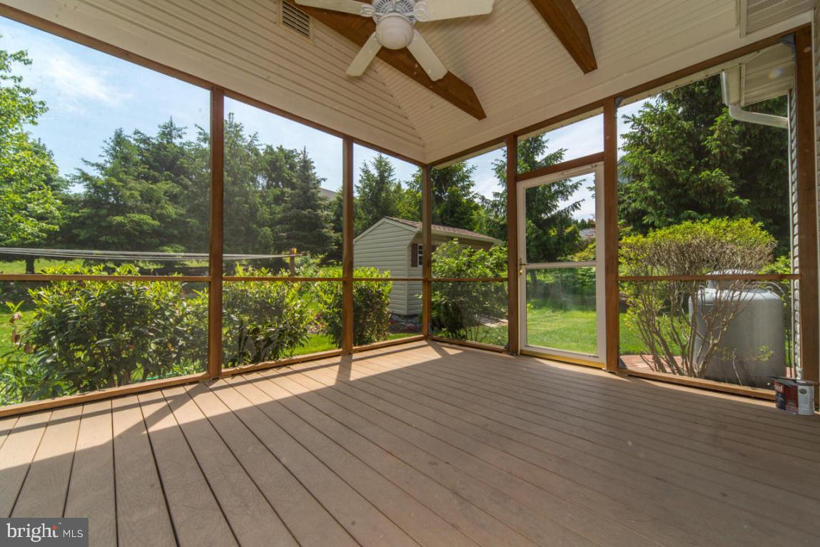 COUNTRY VIEW ESTATES - Residential