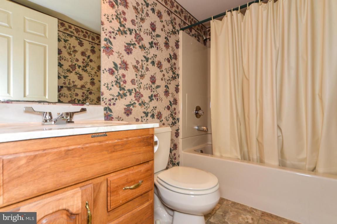 COUNTRY VIEW ESTATES - Residential
