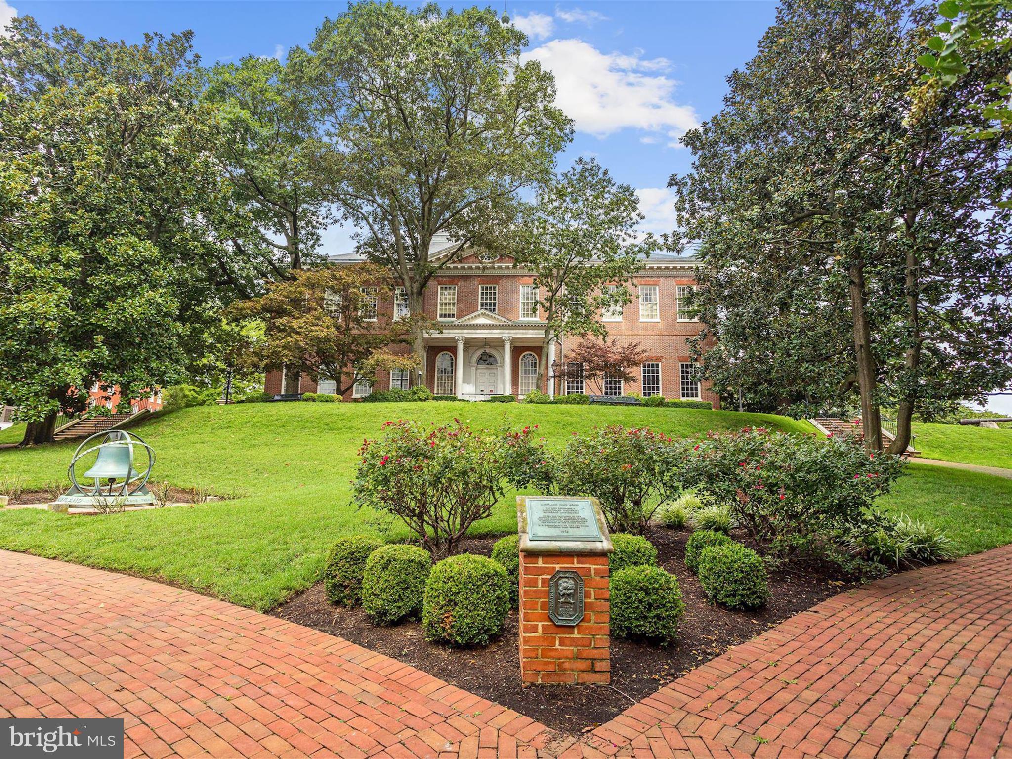HISTORIC DISTRICT - Residential