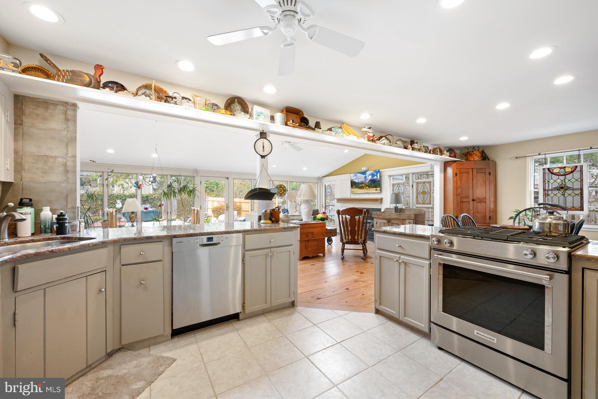DOYLESTOWN - Residential