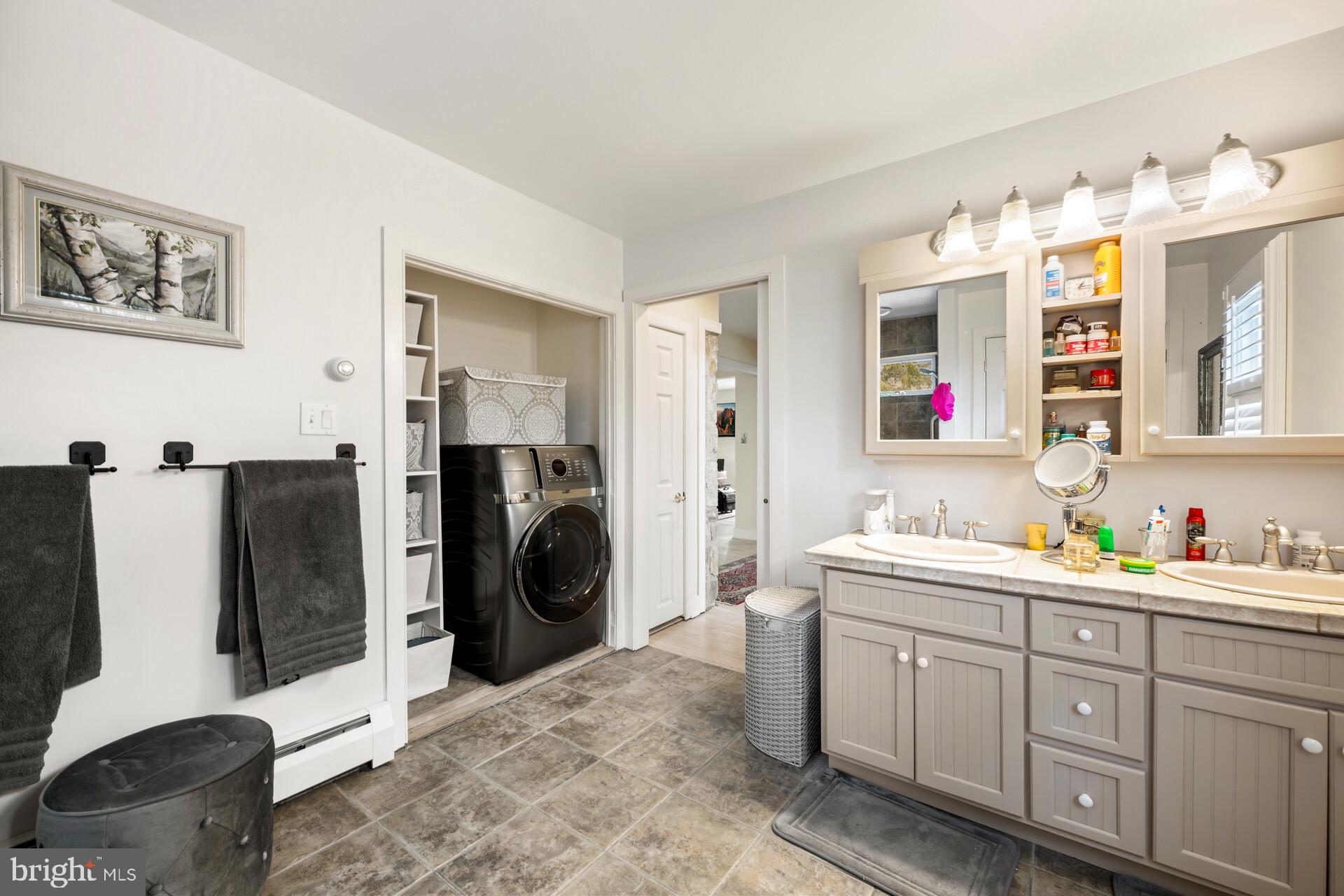 DOYLESTOWN - Residential