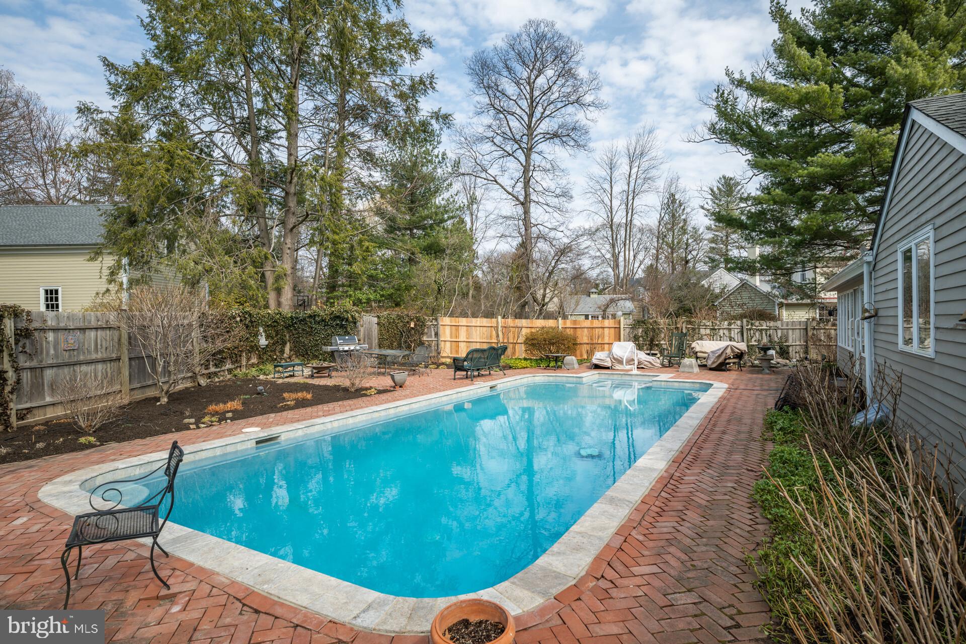 DOYLESTOWN - Residential