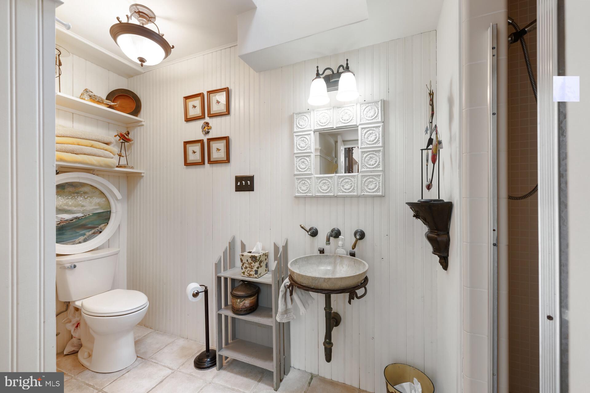 DOYLESTOWN - Residential