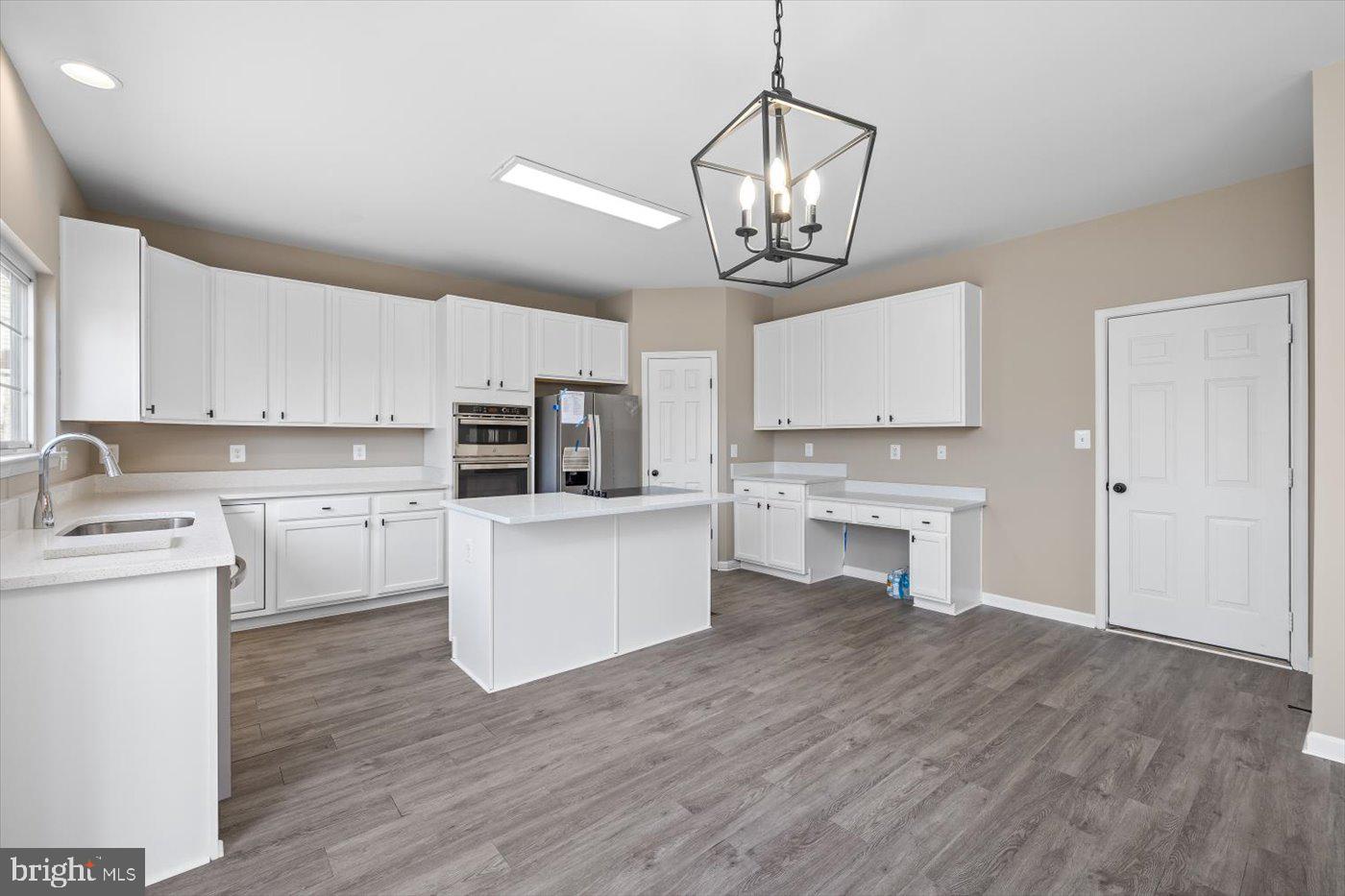 ARTILLERY RIDGE - Residential
