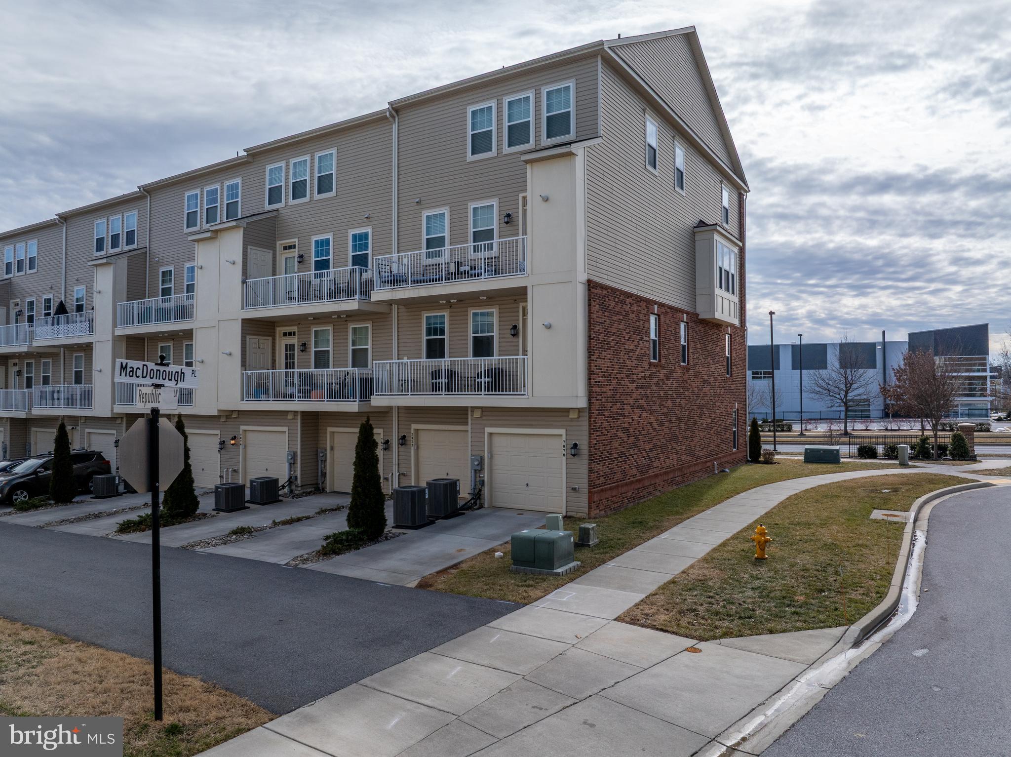 WESTVIEW SOUTH - Residential