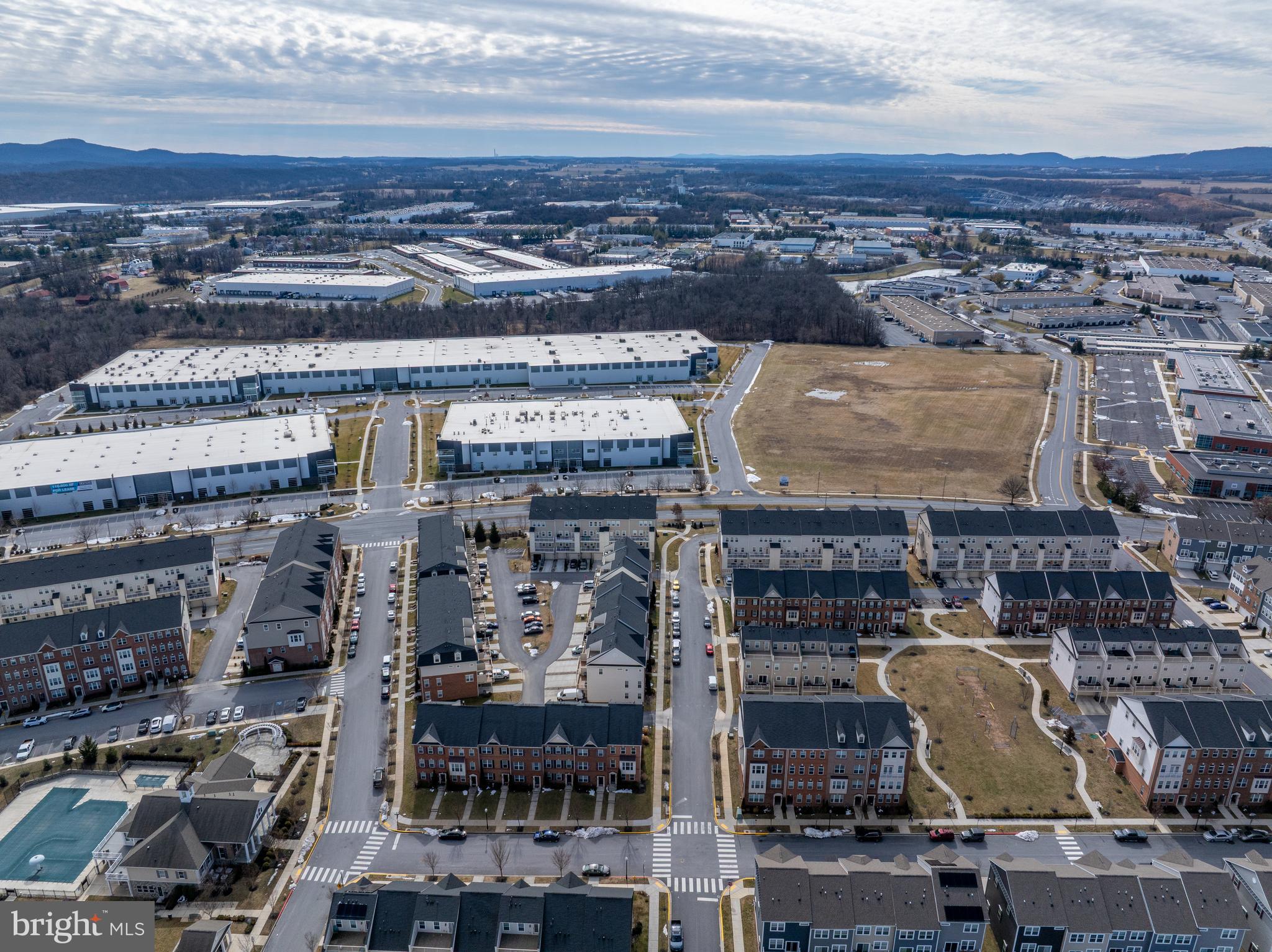 WESTVIEW SOUTH - Residential