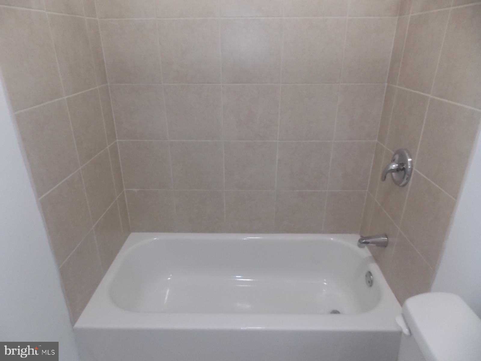 MANTUA - Residential