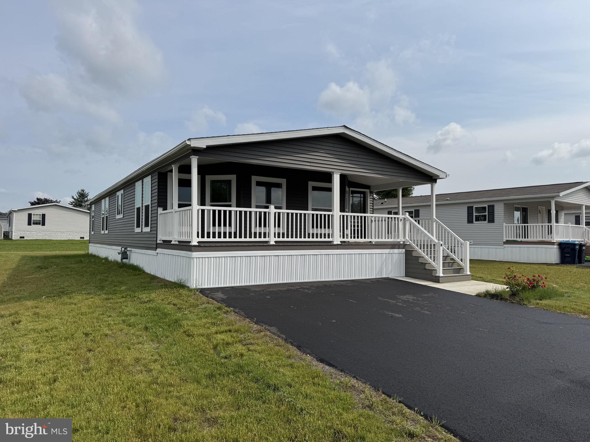 SHADOWSTONE VILLAGE - Residential