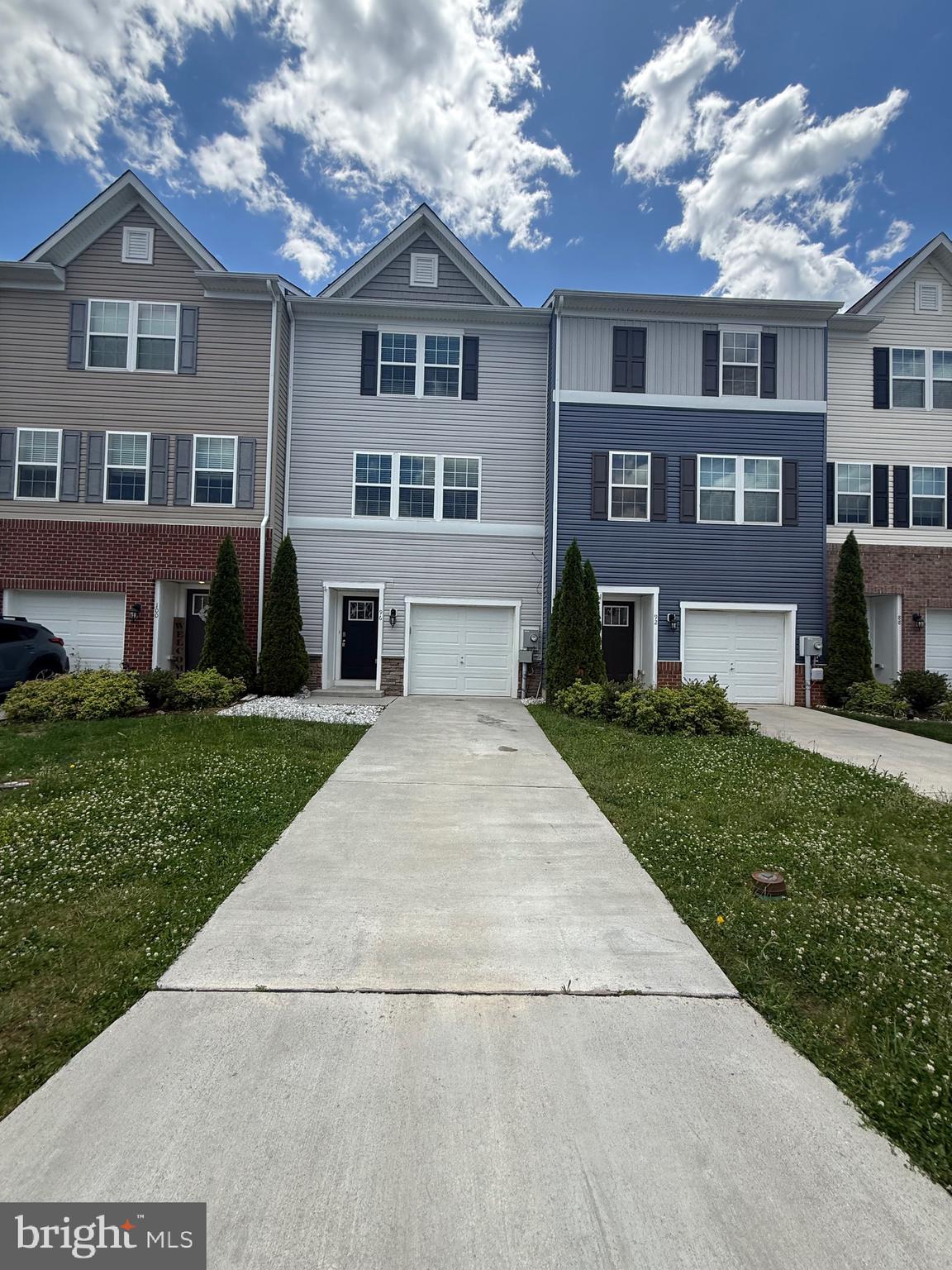 BERKELEY RIDGE - Residential