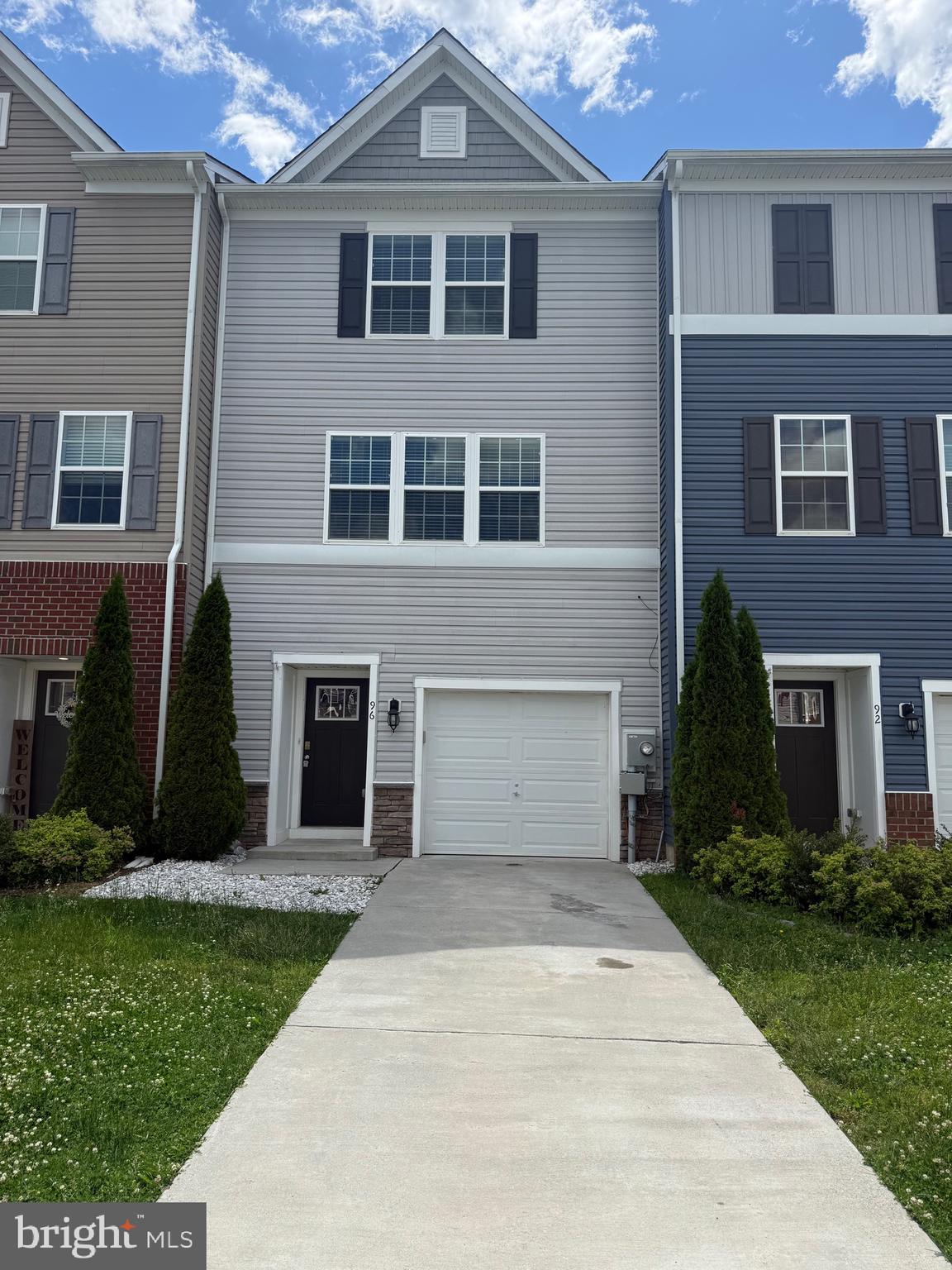 BERKELEY RIDGE - Residential