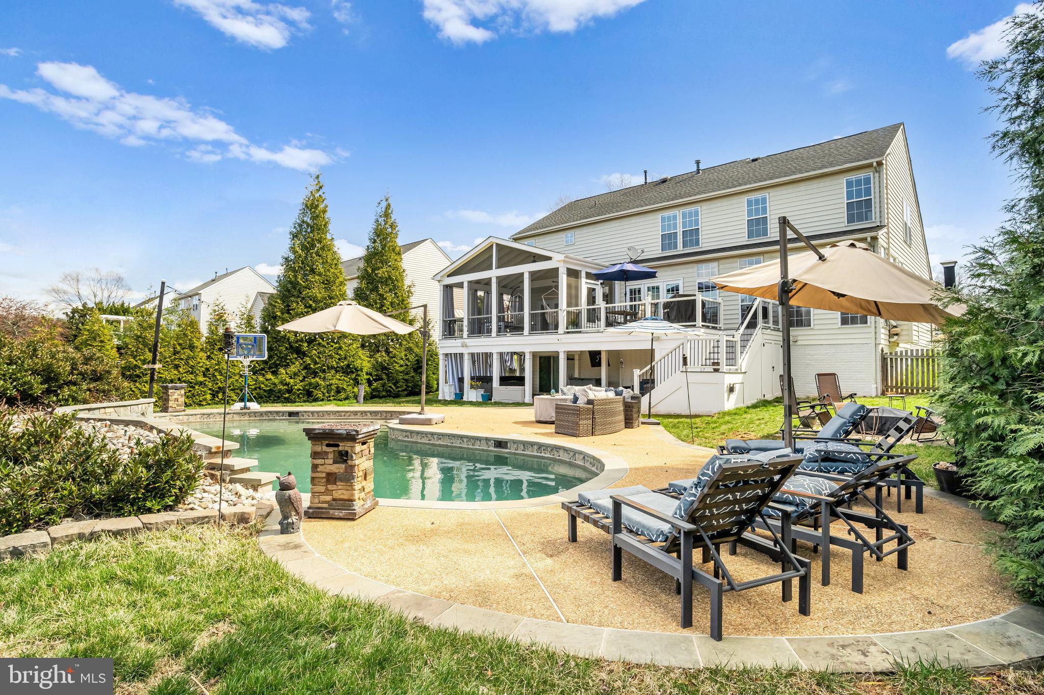 HERITAGE FARMS - Residential