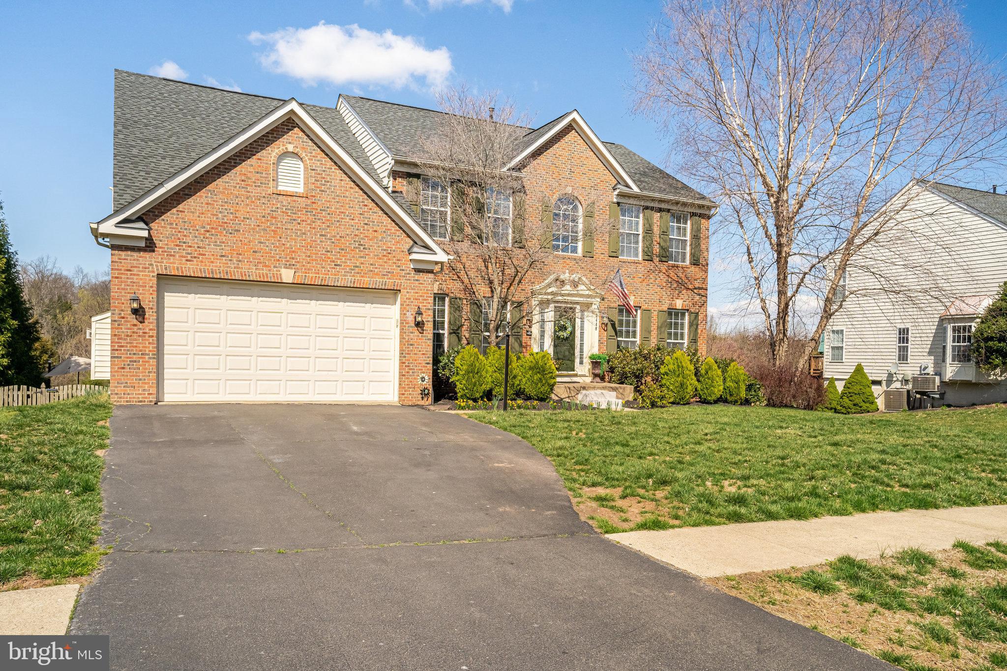 HERITAGE FARMS - Residential