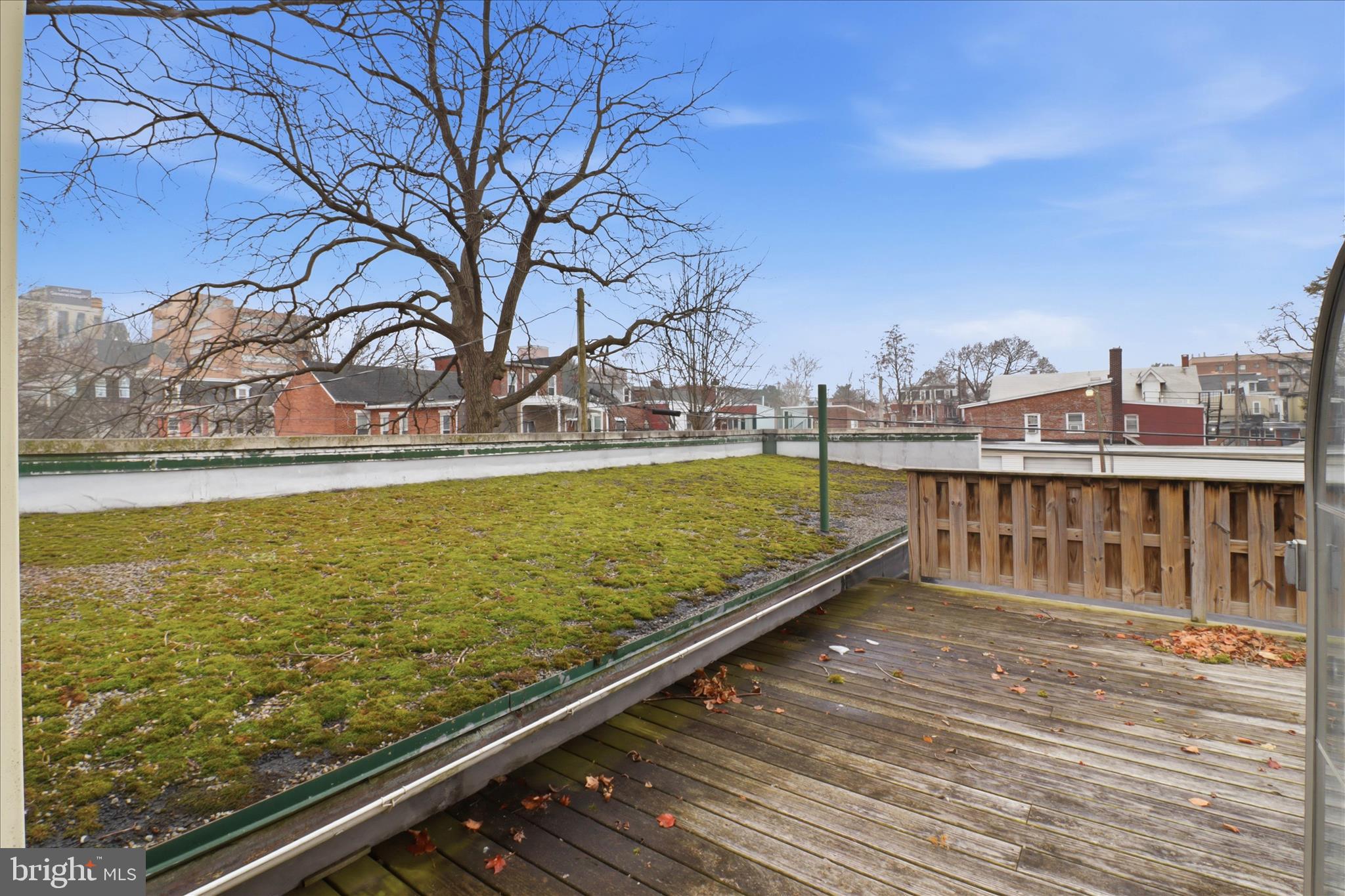 LANCASTER - Residential