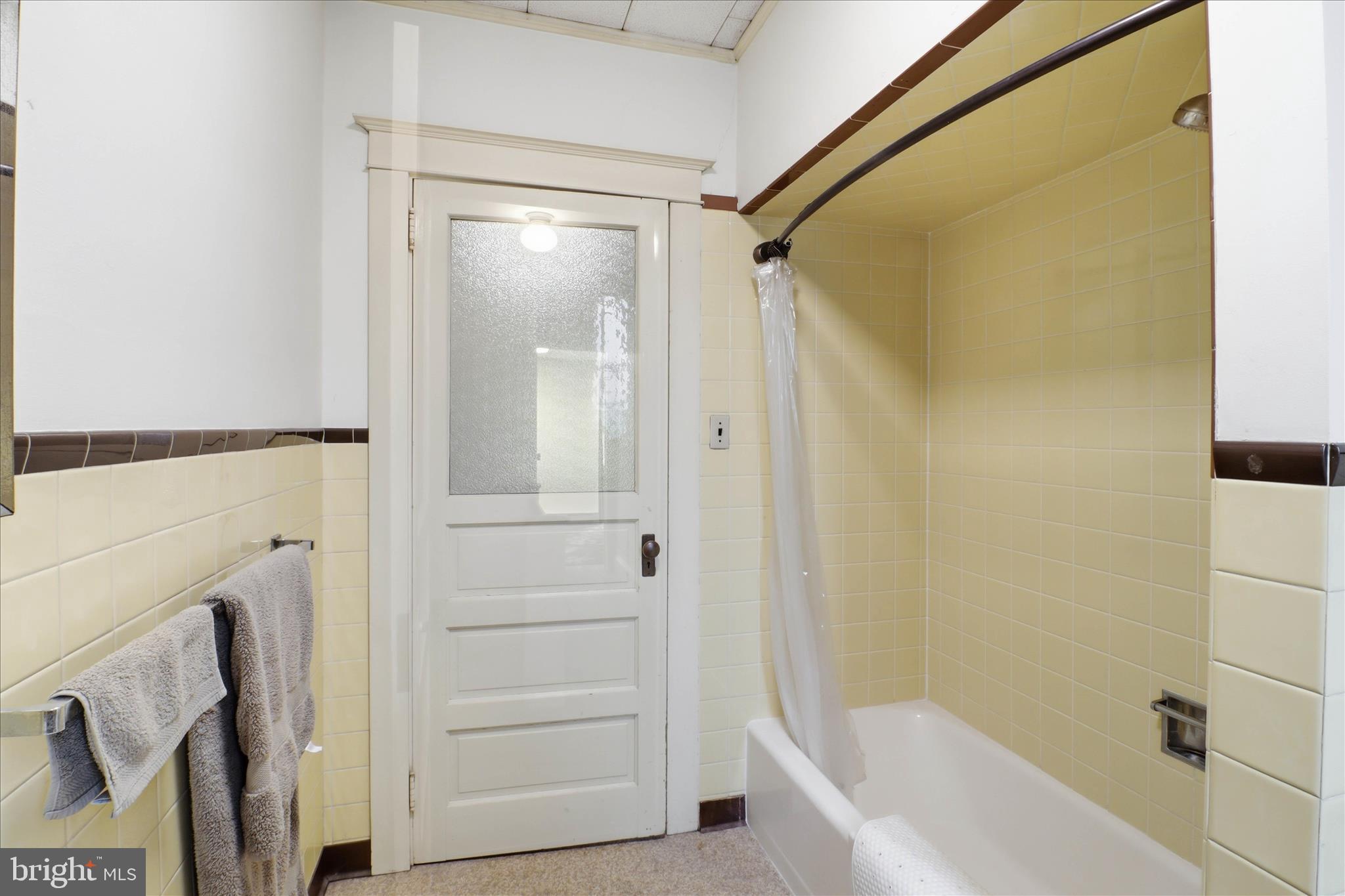 LANCASTER - Residential