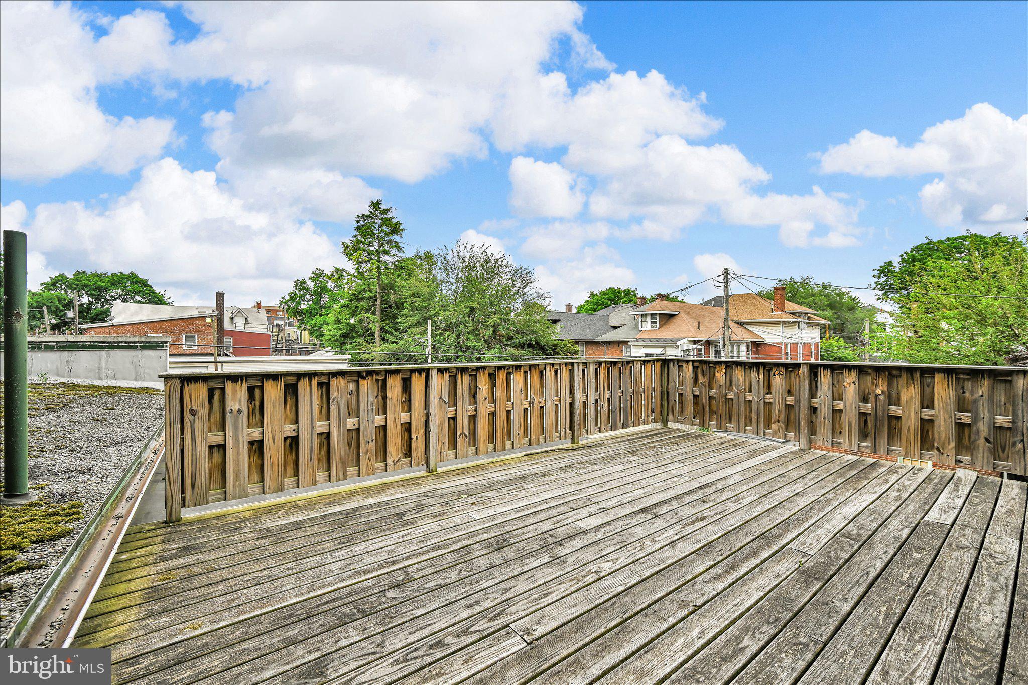 LANCASTER - Residential