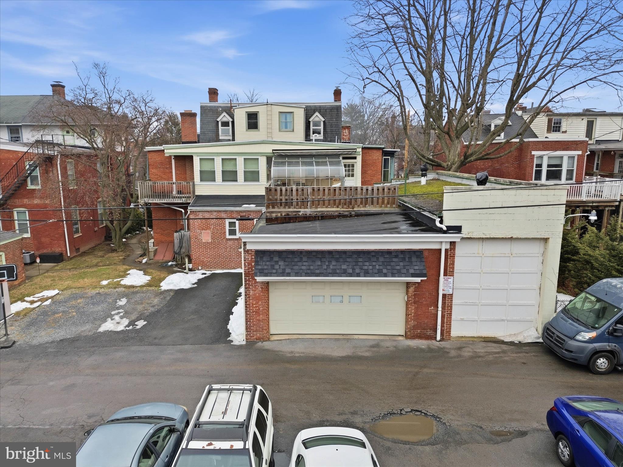 LANCASTER - Residential