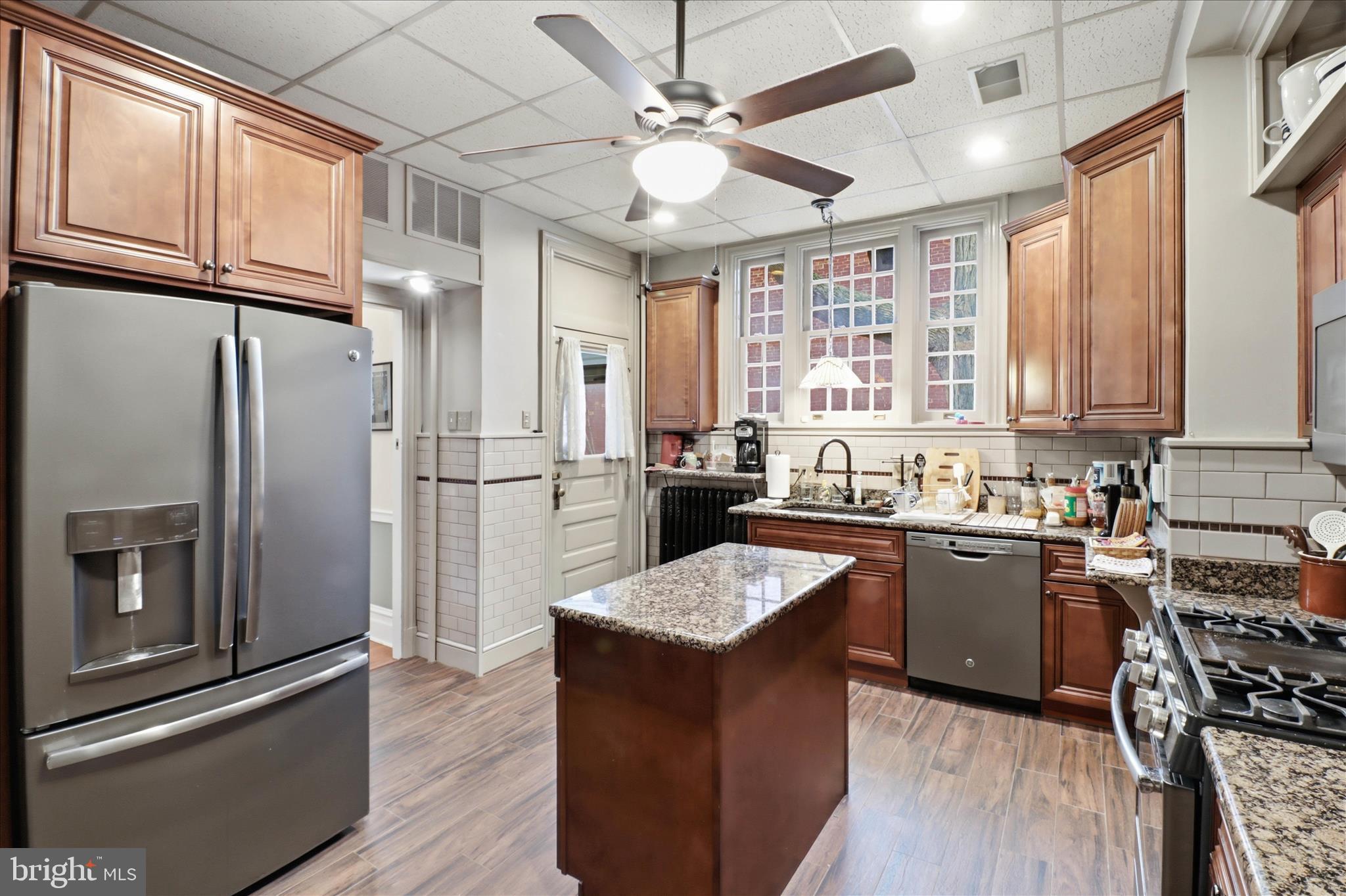 LANCASTER - Residential