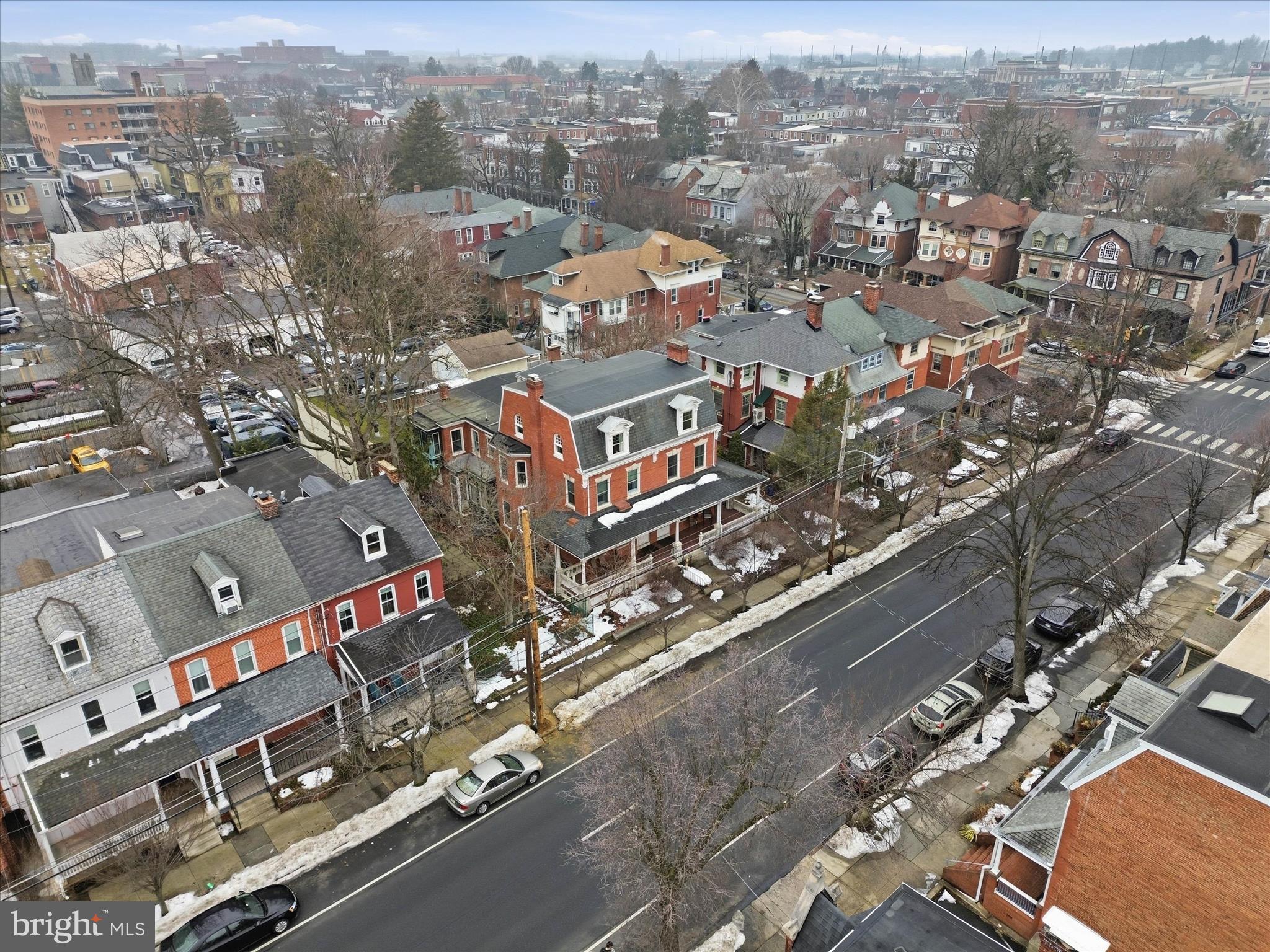 LANCASTER - Residential