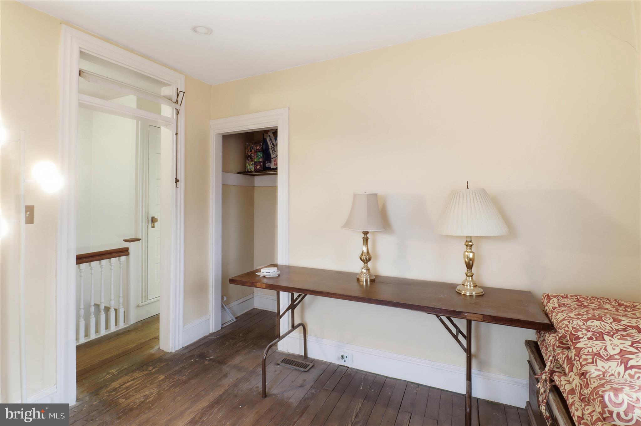 LANCASTER - Residential