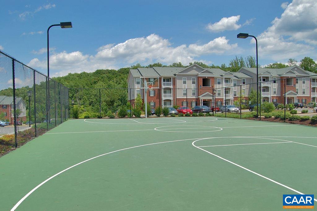 EAGLES LANDING - Residential