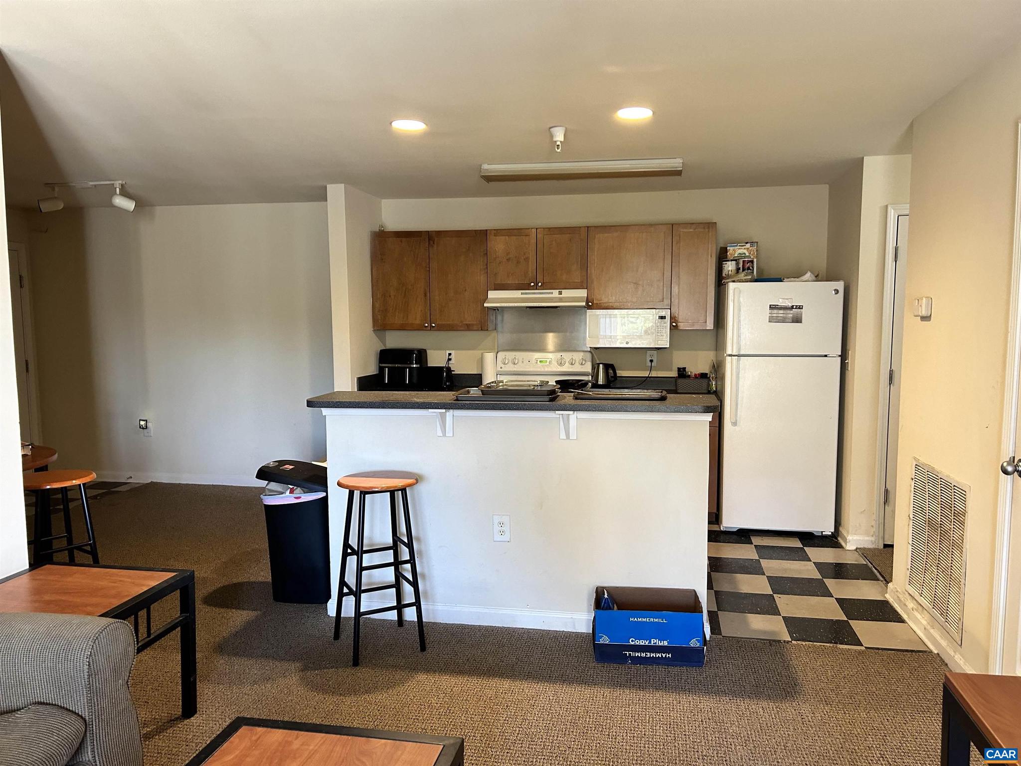 EAGLES LANDING - Residential