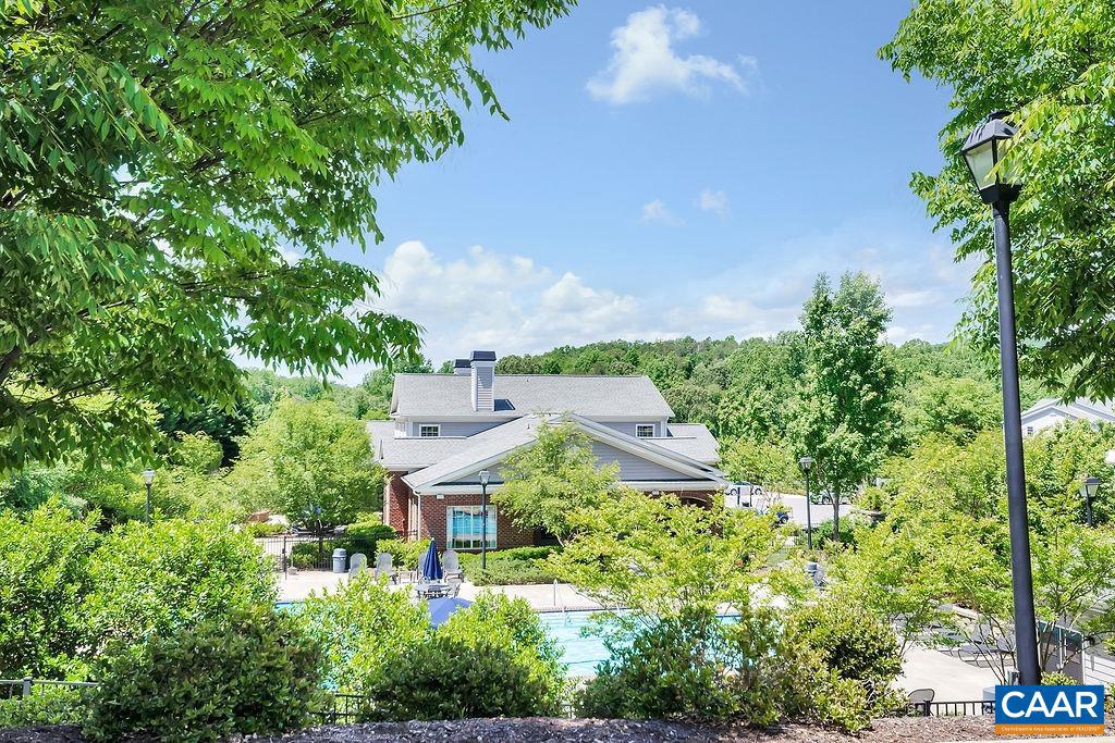 EAGLES LANDING - Residential