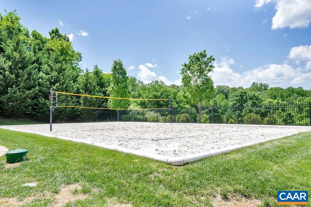 EAGLES LANDING - Residential