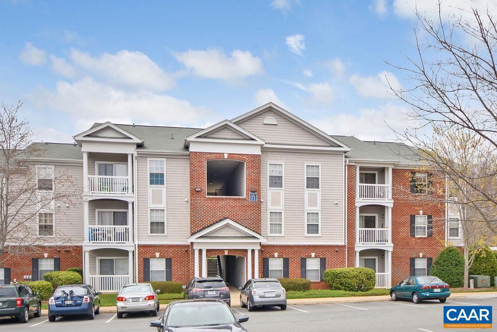 EAGLES LANDING - Residential