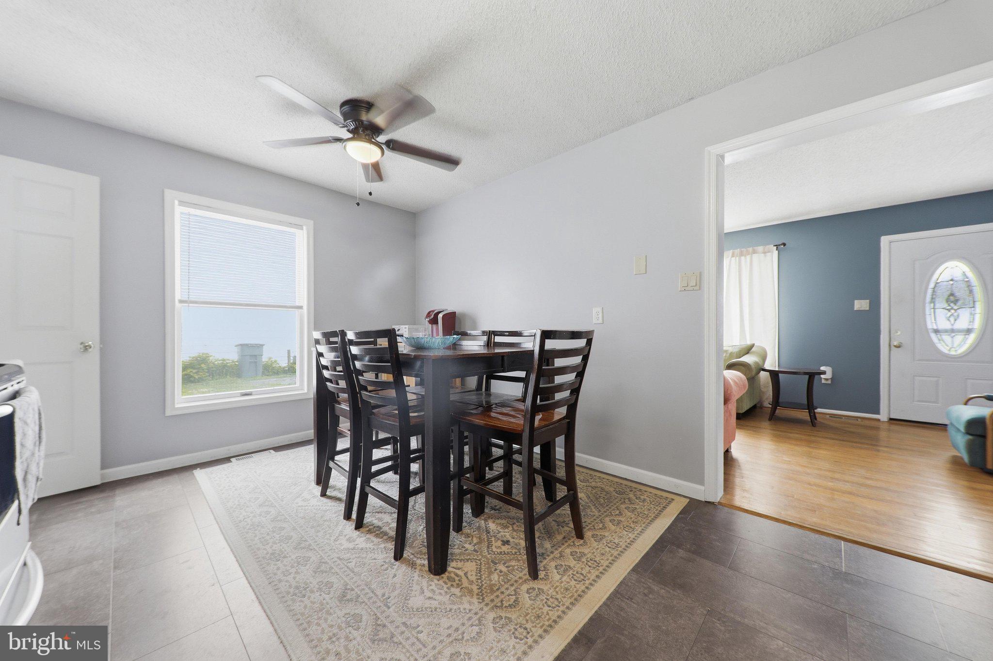 LAKEVIEW VILLAGE - Residential