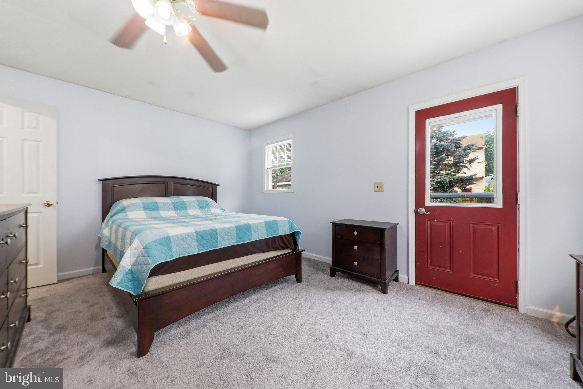 LAKEVIEW VILLAGE - Residential