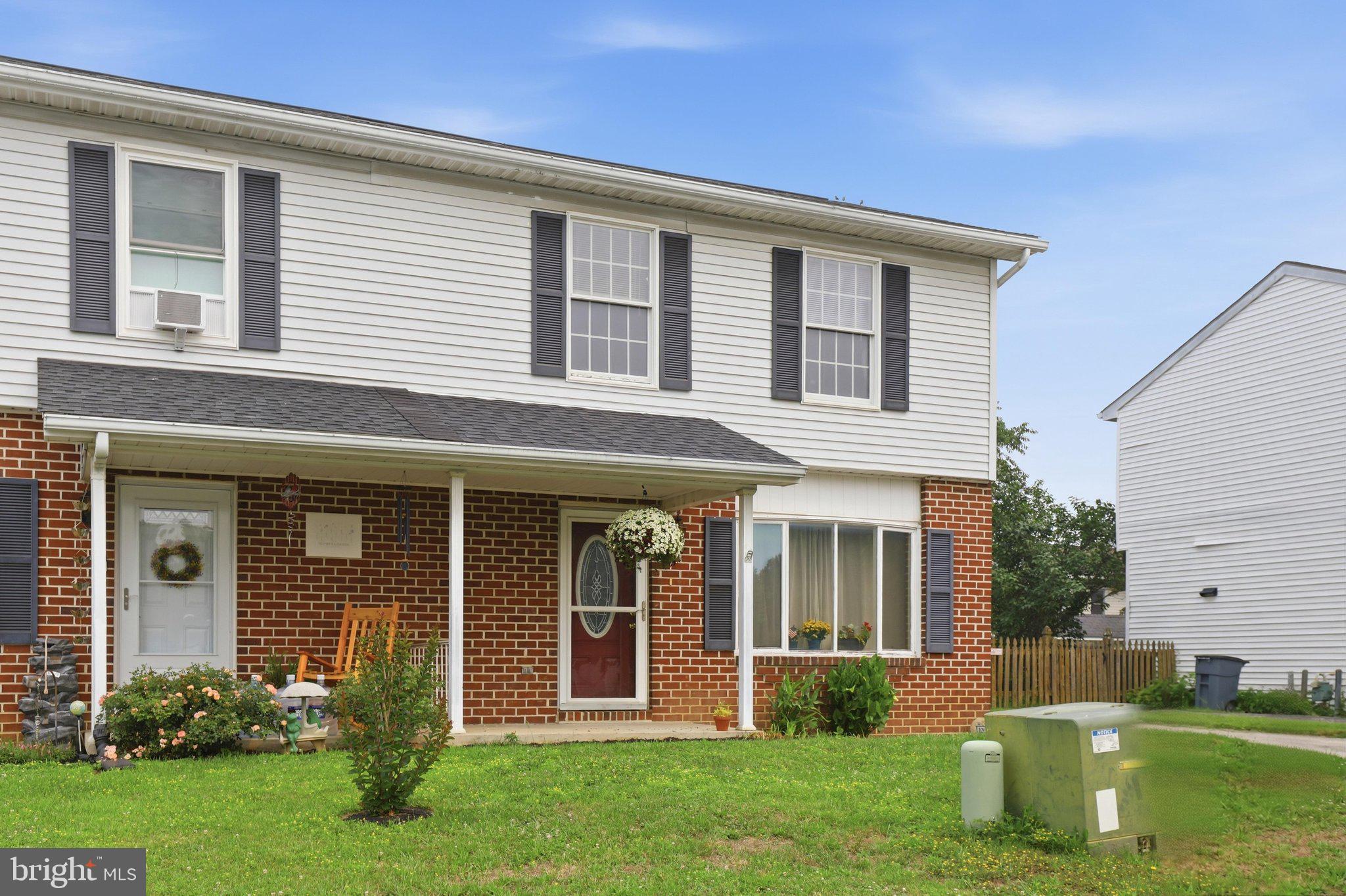 LAKEVIEW VILLAGE - Residential