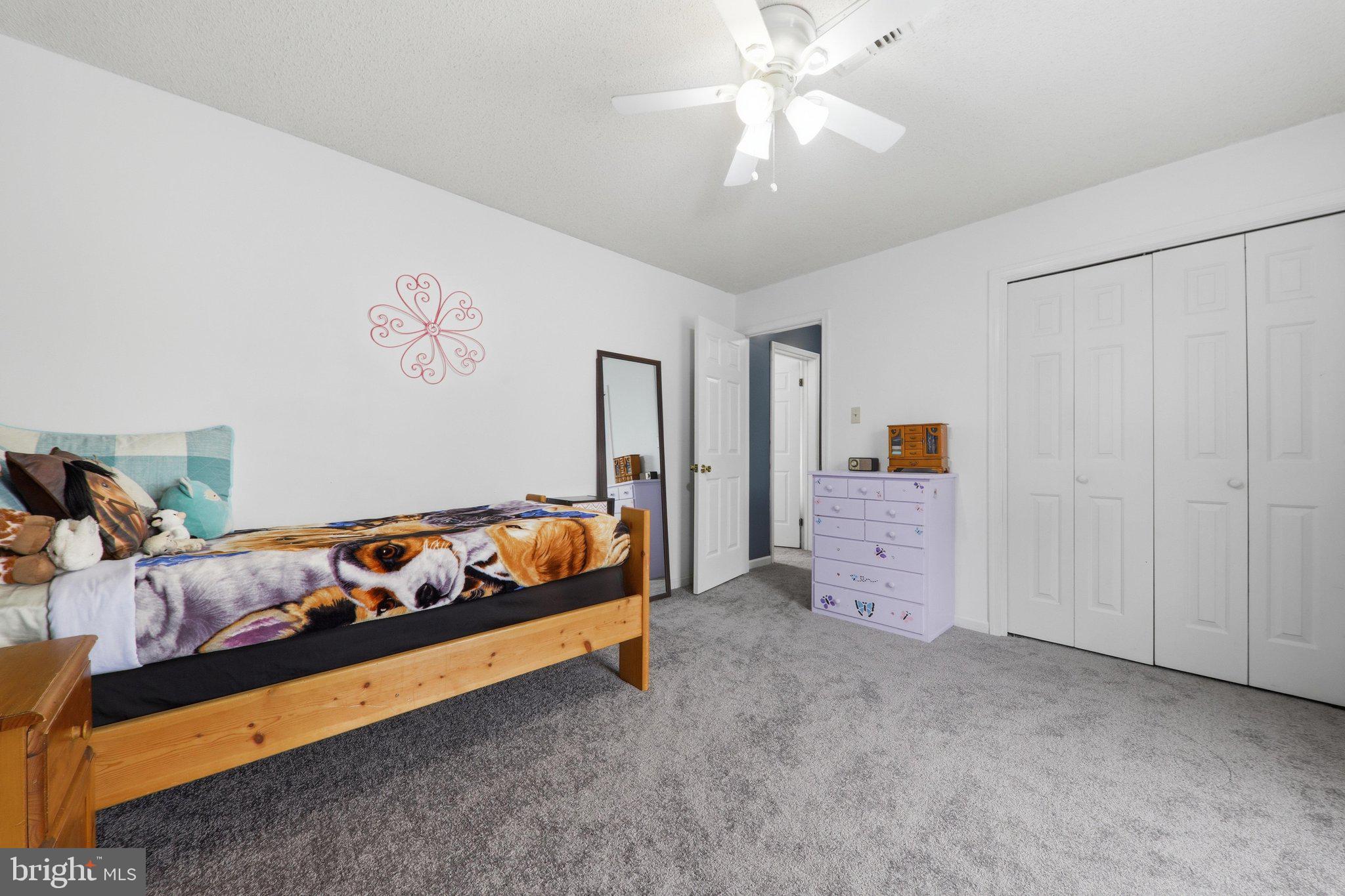 LAKEVIEW VILLAGE - Residential