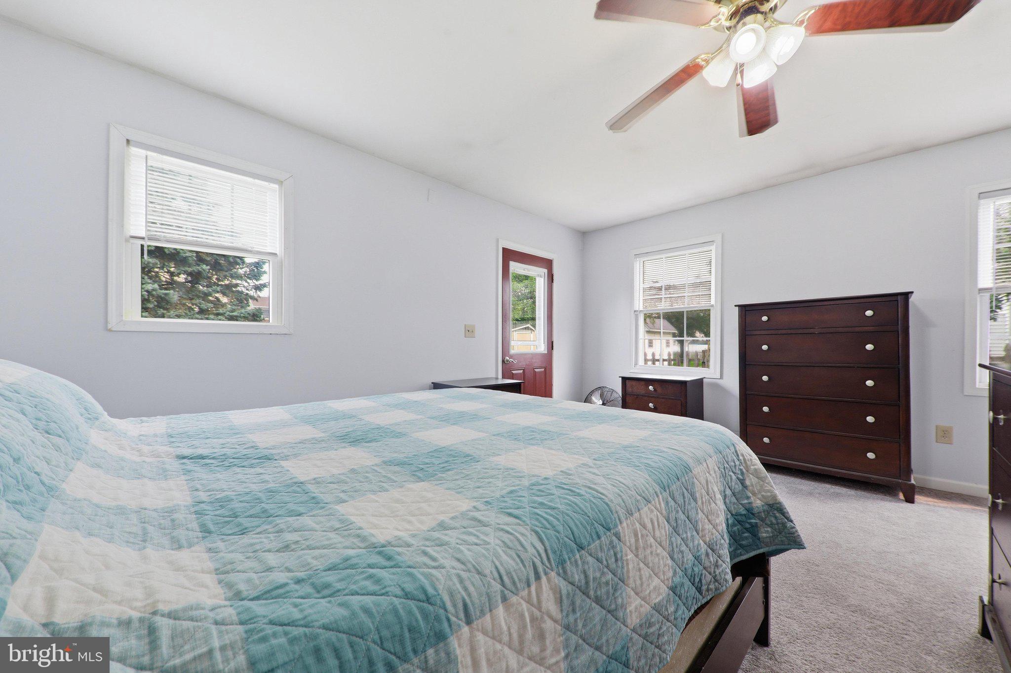 LAKEVIEW VILLAGE - Residential
