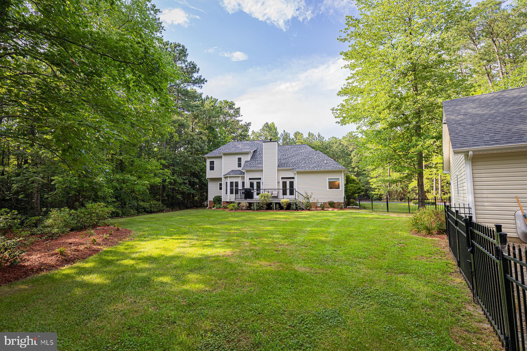 RIVERWOOD - Residential