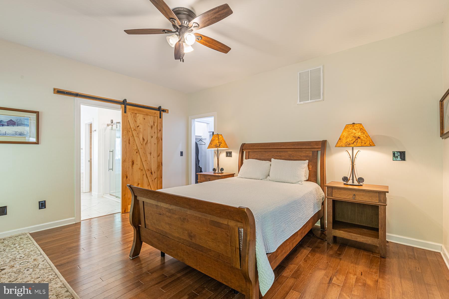 RIVERWOOD - Residential