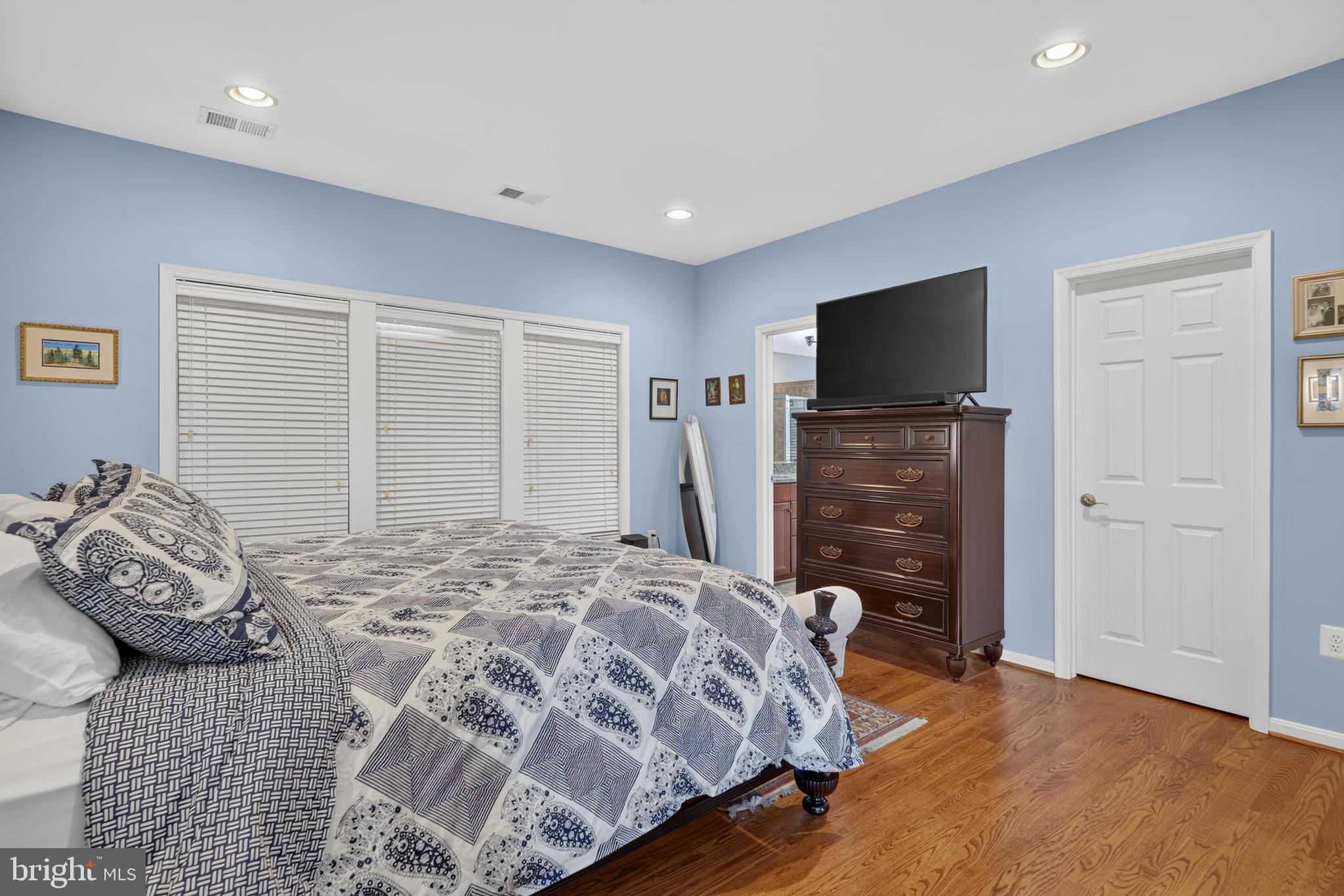 KINGSTOWNE - Residential